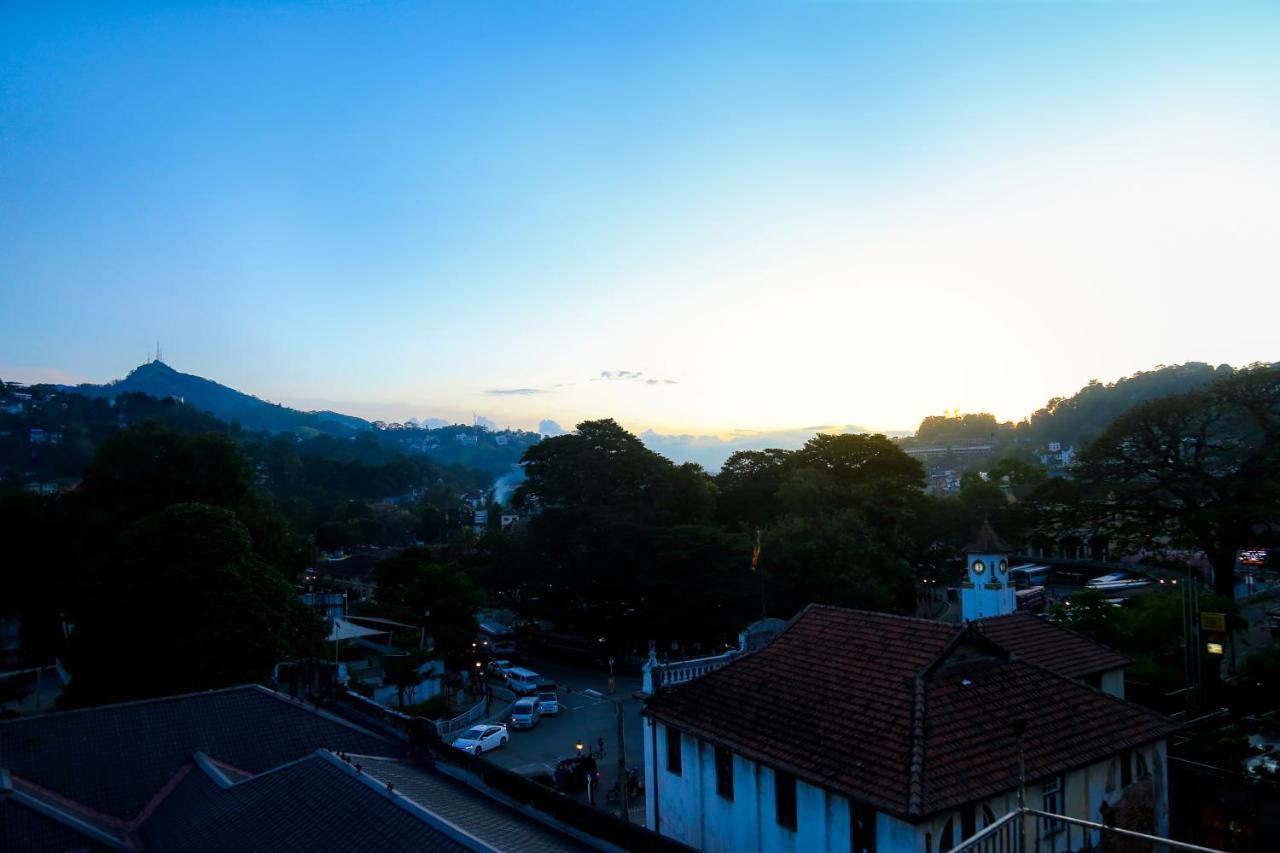 Kandy Tower Inn Buitenkant foto