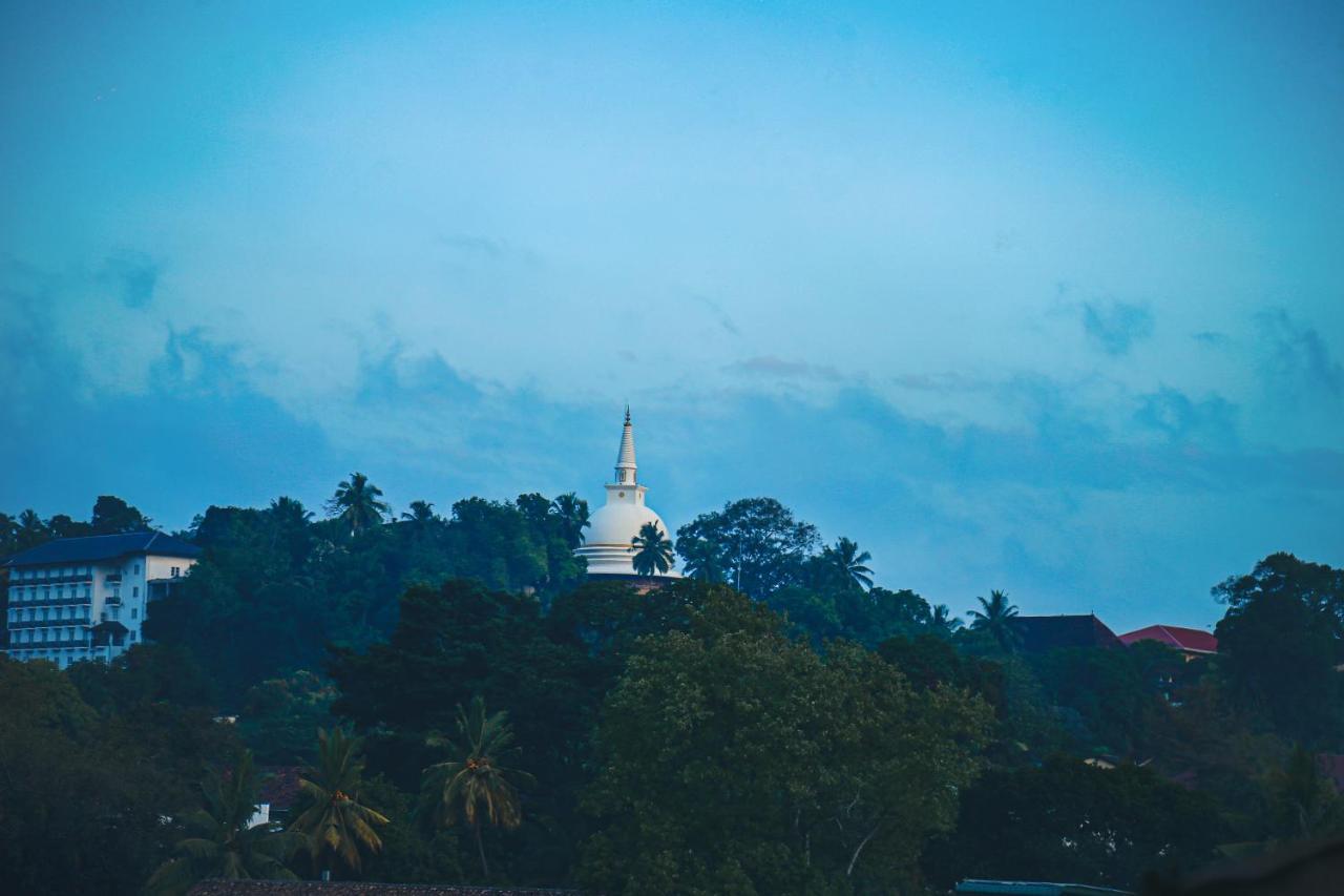 Kandy Tower Inn Buitenkant foto